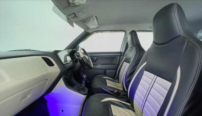 2020 Maruti New Wagon-R LXI CNG 1.0 L, CNG, Manual, 45,156 km, Right Side Front Door Cabin