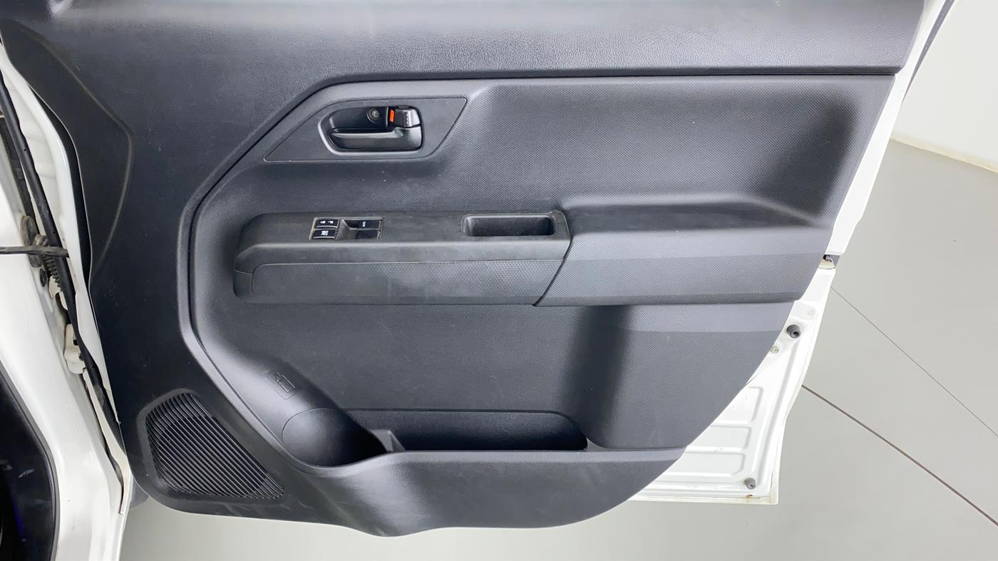 2020 Maruti New Wagon-R LXI CNG 1.0 L, CNG, Manual, 45,156 km, Driver Side Door Panels Control