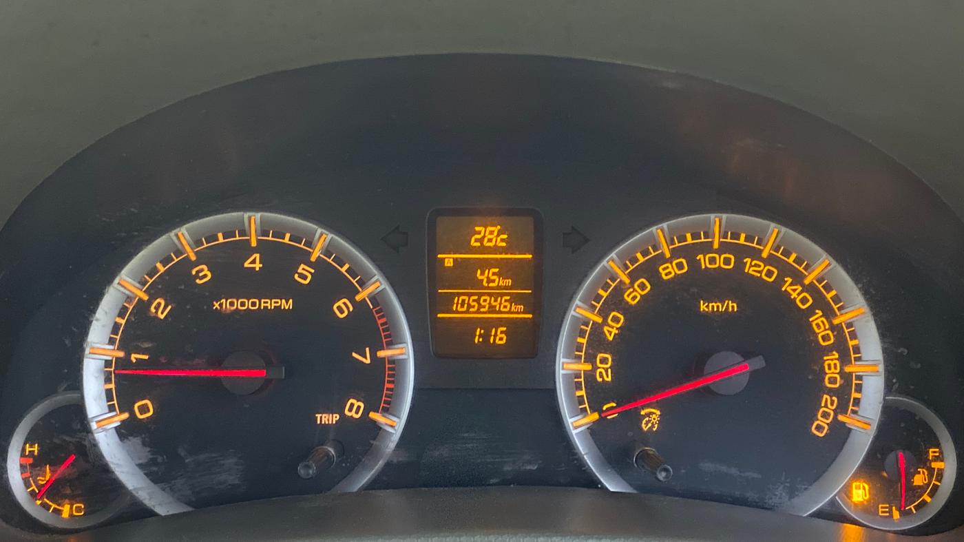 2013 Maruti Ertiga ZXI, Petrol, Manual, 1,05,946 km, Odometer Image