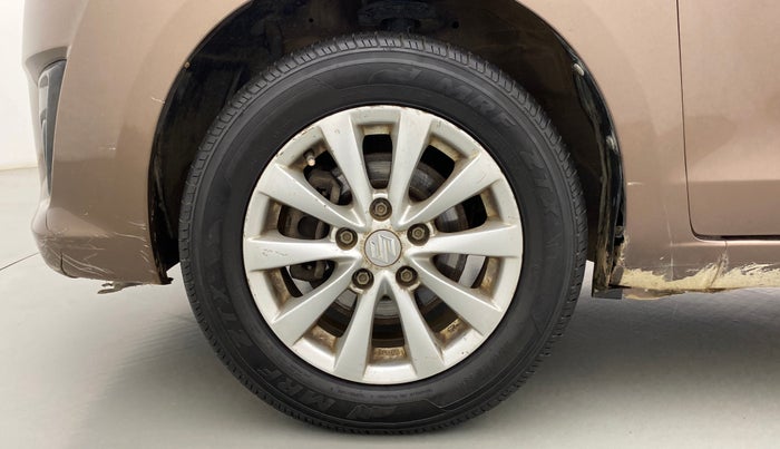 2013 Maruti Ertiga ZXI, Petrol, Manual, 1,05,946 km, Left Front Wheel