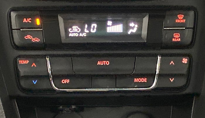 2018 Maruti Vitara Brezza ZDI+ DUAL TONE AMT, Diesel, Automatic, 53,283 km, Automatic Climate Control