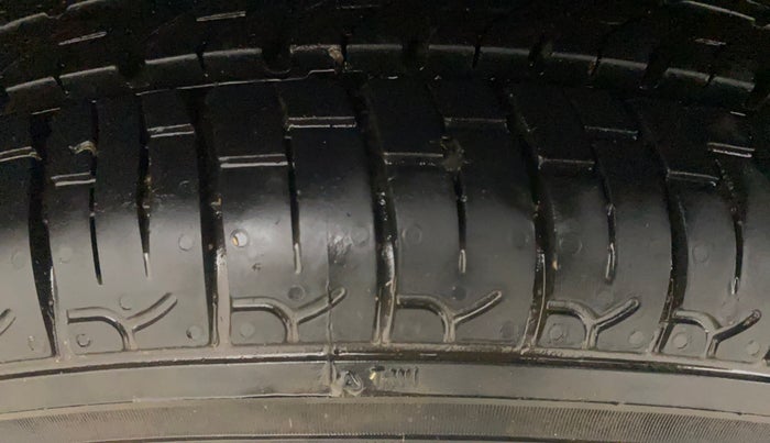 2022 Hyundai NEW SANTRO SPORTZ EXECUTIVE MT CNG, CNG, Manual, 51,635 km, Right Rear Tyre Tread