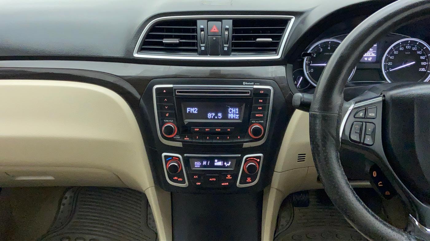 2017 Maruti Ciaz ZETA 1.4 VVT, CNG, Manual, 26,526 km, Air Conditioner