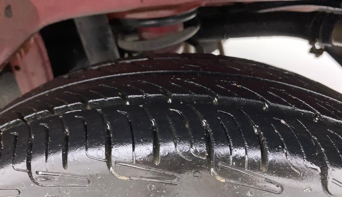 2017 Maruti Alto 800 VXI, Petrol, Manual, 79,024 km, Left Rear Tyre Tread
