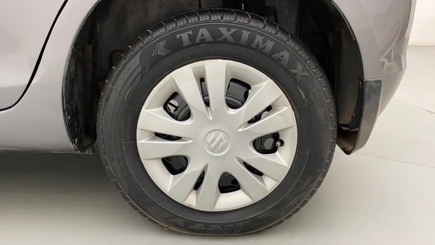 2013 Maruti Swift VDI, Diesel, Manual, 96,607 km, Left Rear Wheel