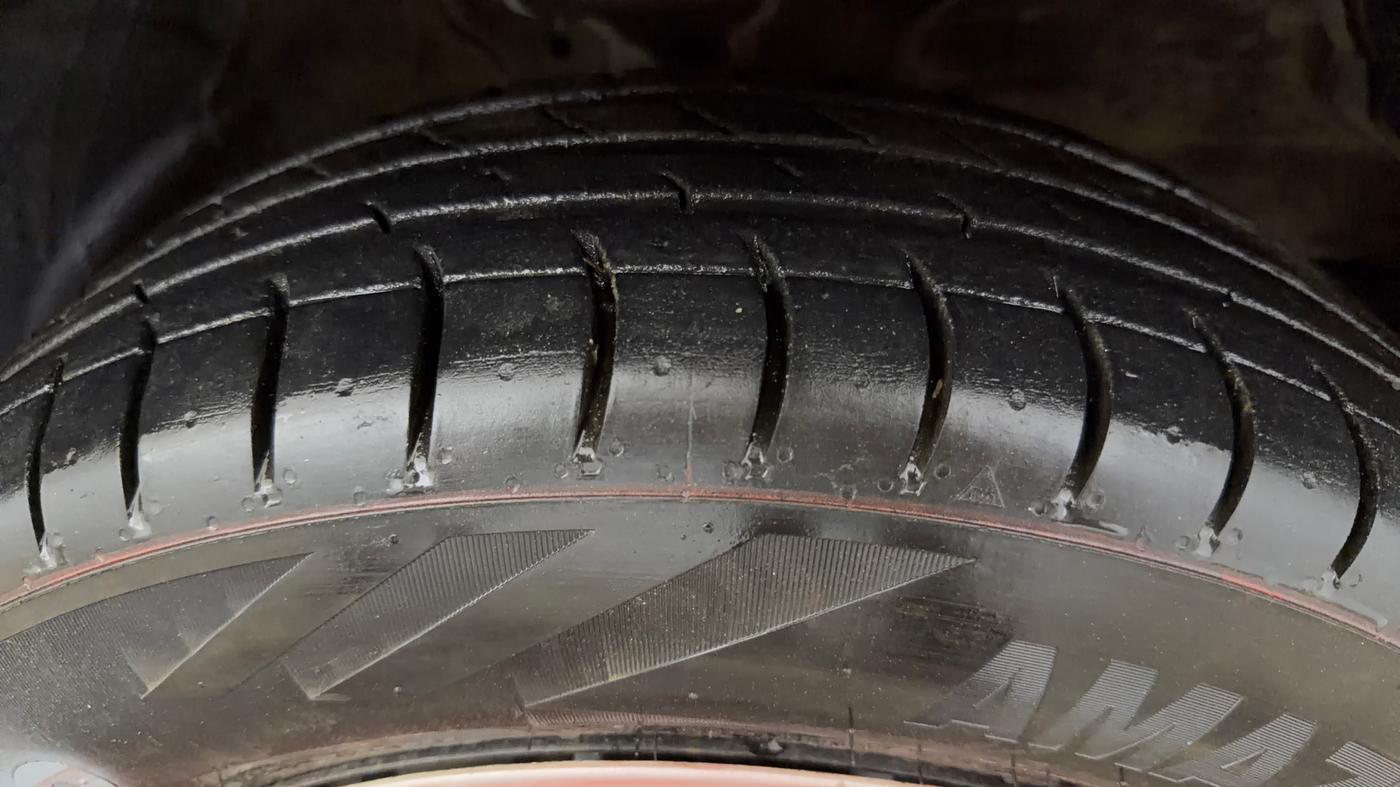 2022 Maruti S PRESSO VXI (O) CNG, CNG, Manual, 81,616 km, Right Front Tyre Tread