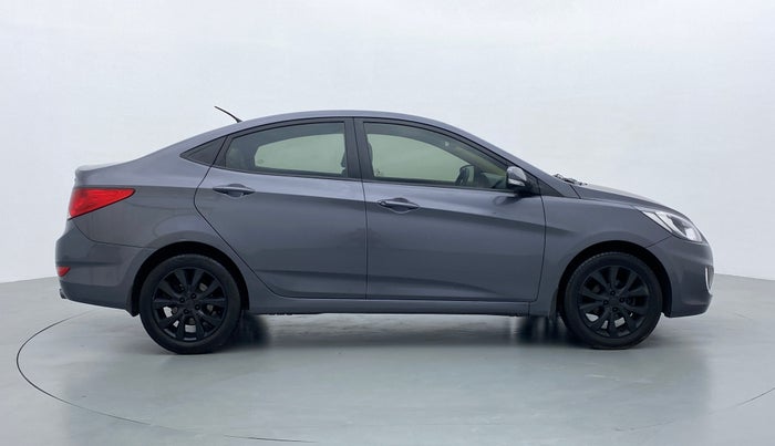 2013 Hyundai Verna FLUIDIC 1.6 SX VTVT, Petrol, Manual, 68,162 km, Right Side View