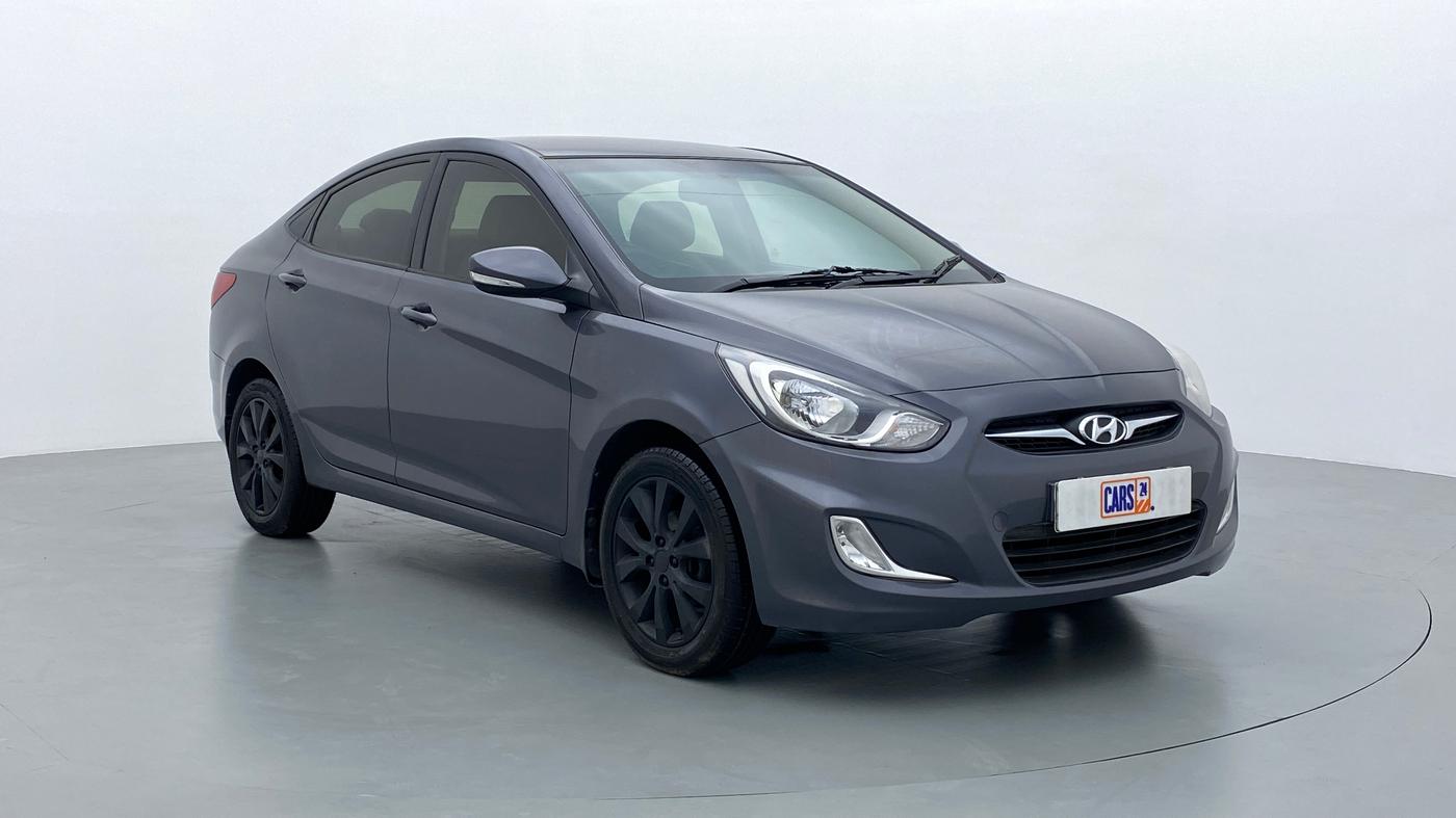 2013 Hyundai Verna FLUIDIC 1.6 SX VTVT, Petrol, Manual, 68,162 km, Right Front Diagonal (45- Degree) View