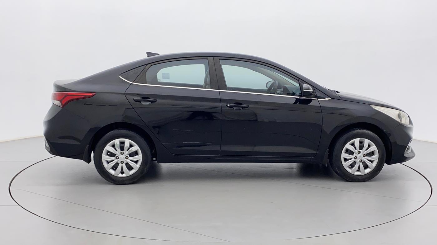 2018 Hyundai Verna 1.4 EX PETROL, Petrol, Manual, 30,520 km, Right Side View