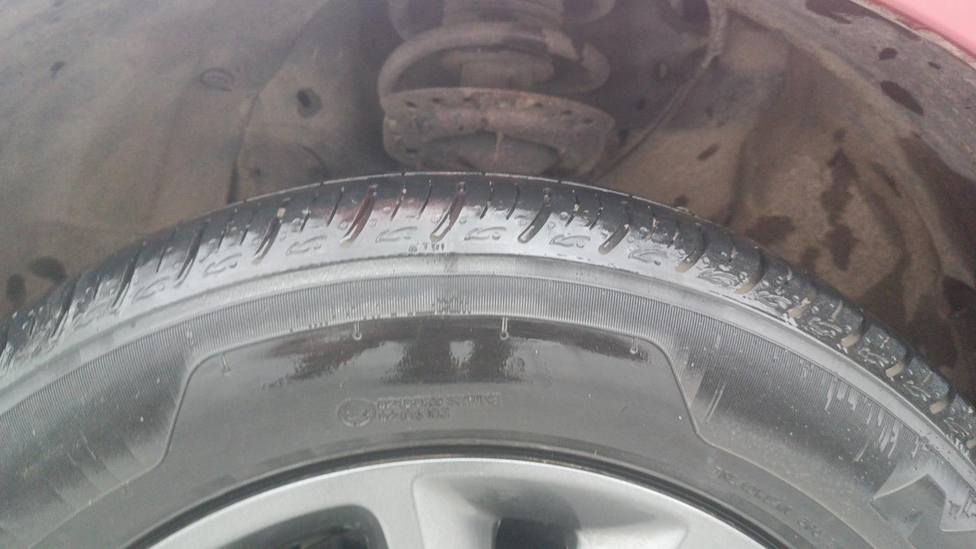 2018 Hyundai Elite i20 ASTA 1.2, Petrol, Manual, 84,416 km, Left Front Tyre Tread