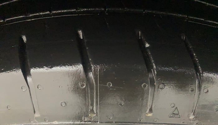 2018 Ford Ecosport TITANIUM 1.5L PETROL, Petrol, Manual, 81,278 km, Right Front Tyre Tread