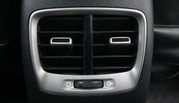 2020 Hyundai VENUE S 1.2, Petrol, Manual, 43,021 km, Rear AC Vents