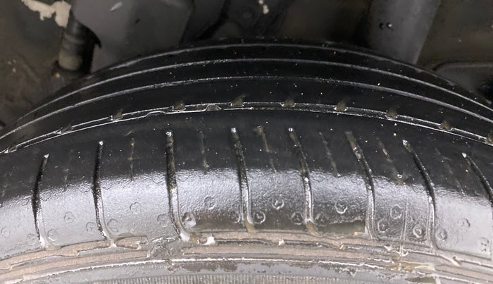 2020 Hyundai VENUE S 1.2, Petrol, Manual, 43,021 km, Left Rear Tyre Tread