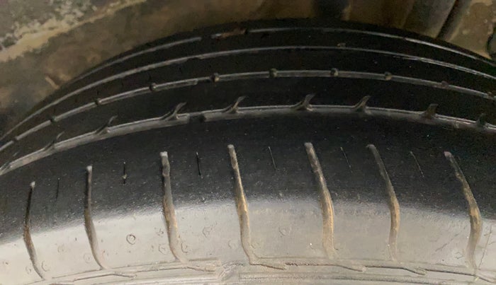 2018 Tata NEXON XZ DIESEL, Diesel, Manual, 66,345 km, Left Rear Tyre Tread