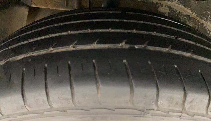 2018 Tata NEXON XZ DIESEL, Diesel, Manual, 66,345 km, Right Rear Tyre Tread