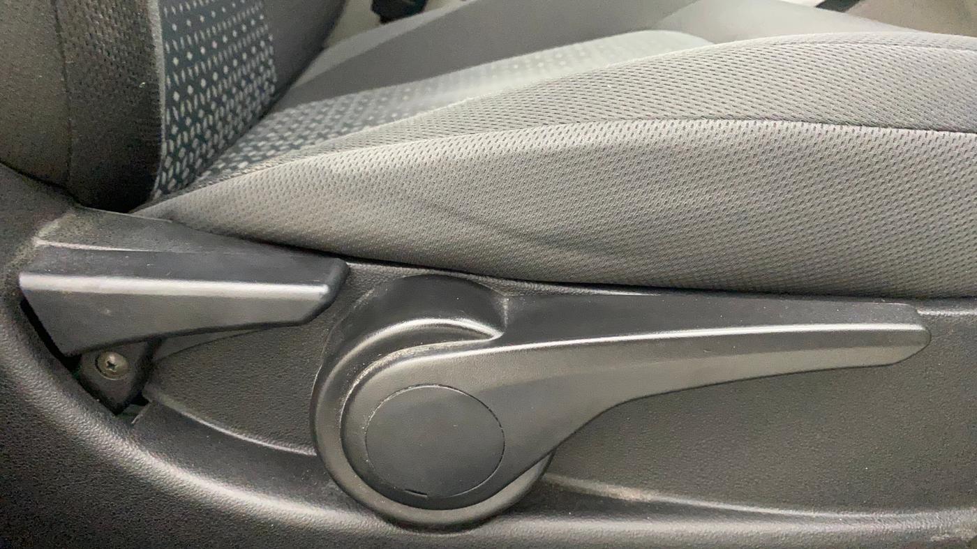 2018 Tata NEXON XZ DIESEL, Diesel, Manual, 66,345 km, Driver Side Adjustment Panel