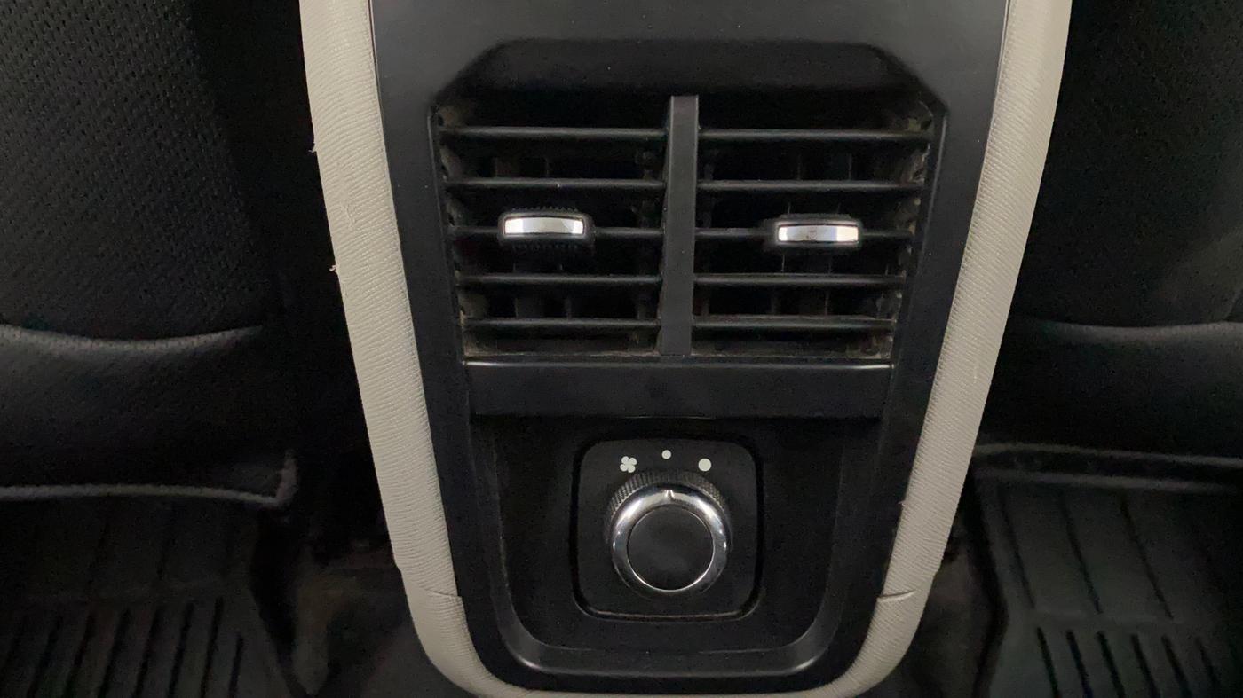 2018 Tata NEXON XZ DIESEL, Diesel, Manual, 66,345 km, Rear AC Vents