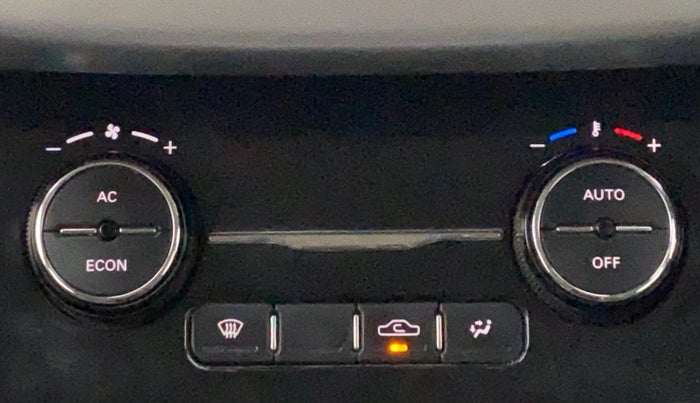 2018 Tata NEXON XZ DIESEL, Diesel, Manual, 66,345 km, Automatic Climate Control