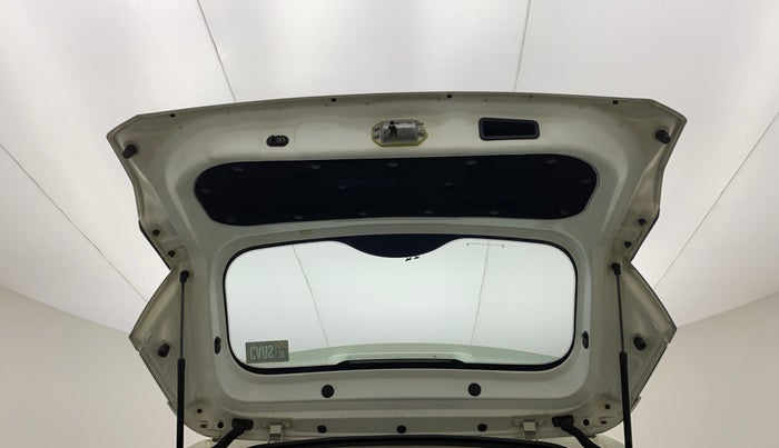 2018 Tata NEXON XZ DIESEL, Diesel, Manual, 66,345 km, Boot Door Open