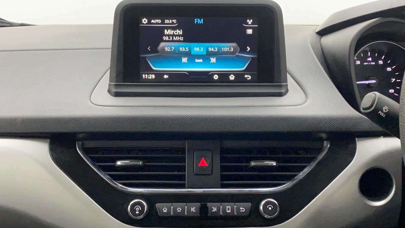2018 Tata NEXON XZ DIESEL, Diesel, Manual, 66,345 km, Infotainment System