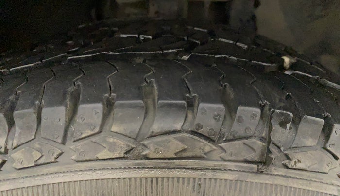 2019 Tata Harrier XZ 2.0L DUAL TONE, Diesel, Manual, 32,810 km, Left Front Tyre Tread