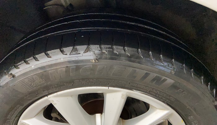2014 Skoda Octavia ELEGANCE 1.8 TSI AT, Petrol, Automatic, 56,359 km, Left Rear Tyre Tread