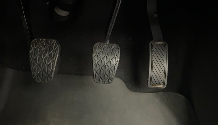 2020 Ford FREESTYLE TITANIUM 1.5 DIESEL, Diesel, Manual, 1,01,152 km, Pedals