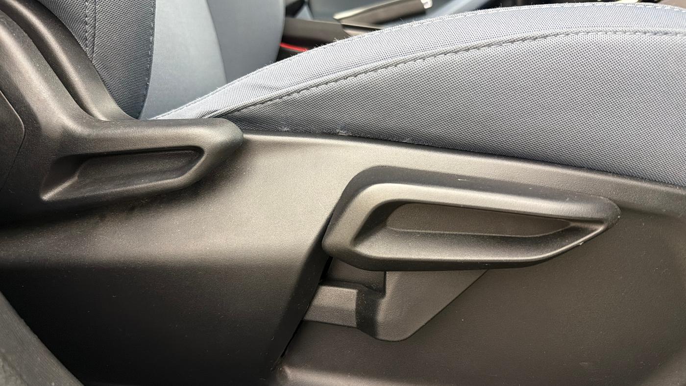 2025 Tata Curvv Creative Plus S 1.2 Petrol 6MT, Petrol, Manual, 30,626 km, Driver Side Adjustment Panel