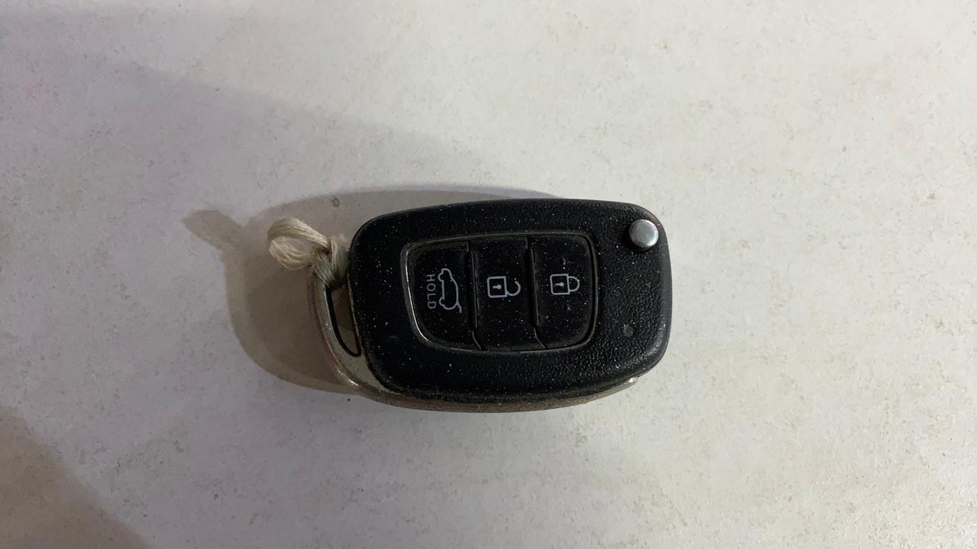 2015 Hyundai Elite i20 MAGNA 1.2, Petrol, Manual, 1,03,806 km, Key Close Up