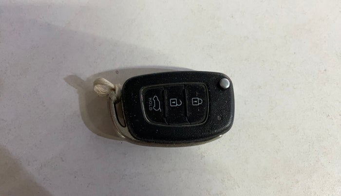 2015 Hyundai Elite i20 MAGNA 1.2, Petrol, Manual, 1,03,806 km, Key Close Up