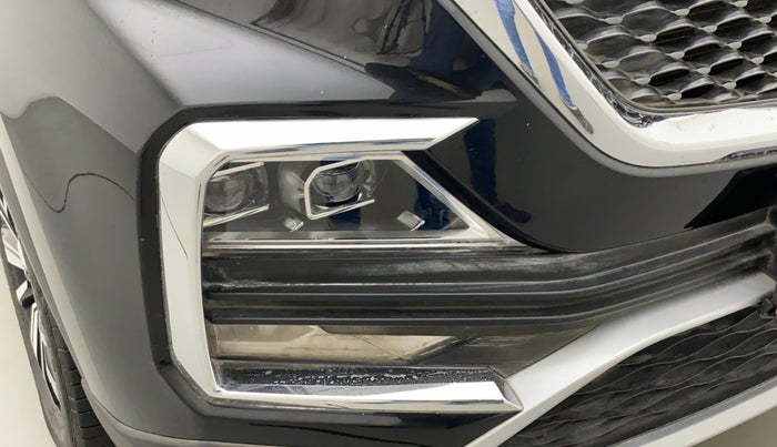 2019 MG HECTOR SMART HYBRID 1.5 PETROL, Petrol, Manual, 51,162 km, Right fog light - Minor damage