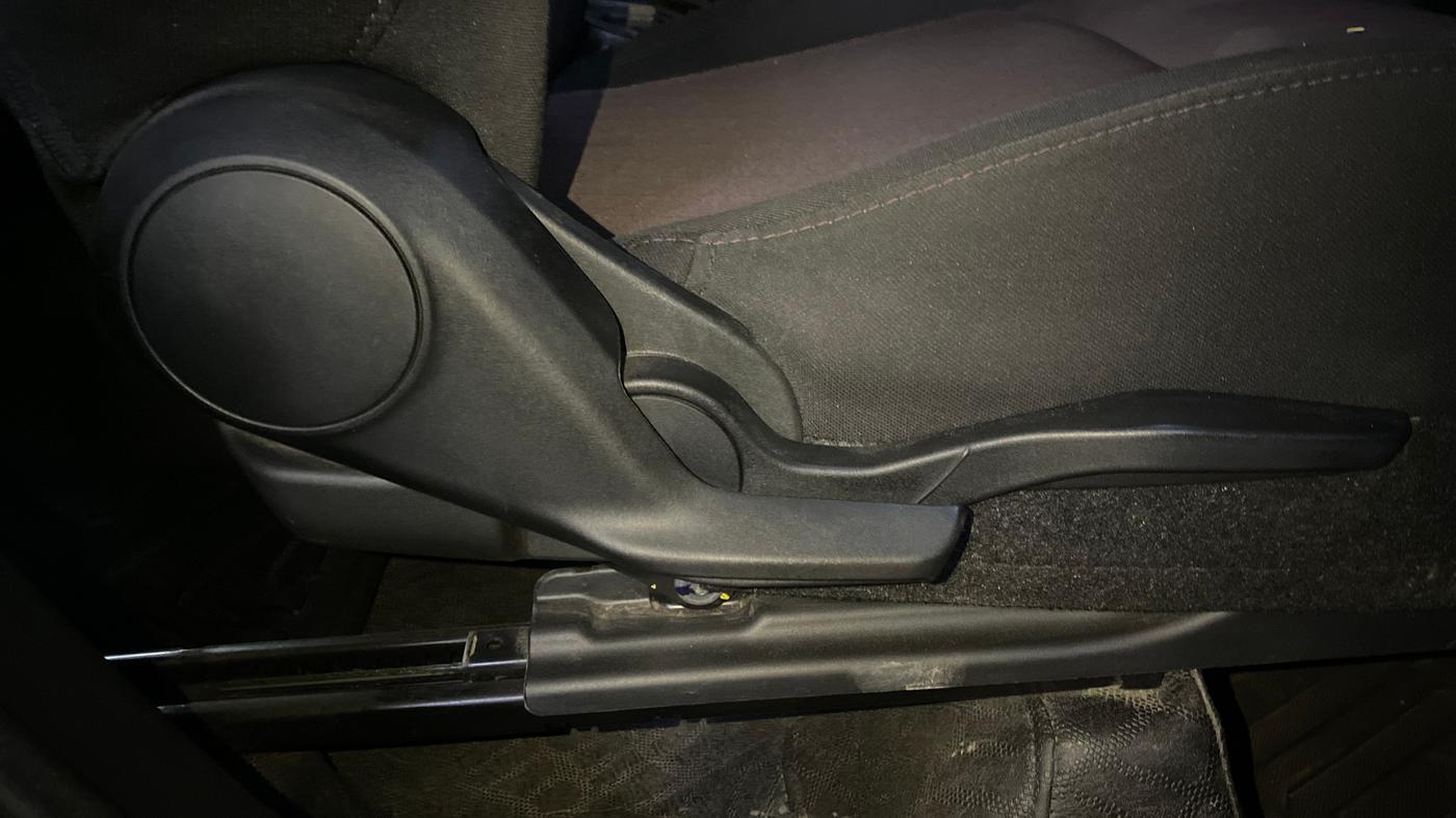 2024 Maruti Grand Vitara SIGMA SMART HYBRID, Petrol, Manual, 17,444 km, Driver Side Adjustment Panel