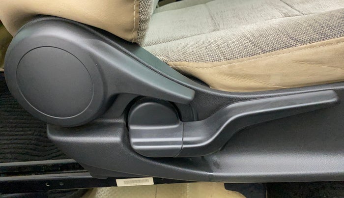 2018 Honda Amaze 1.5L I-DTEC V CVT, Diesel, Automatic, 90,687 km, Driver Side Adjustment Panel