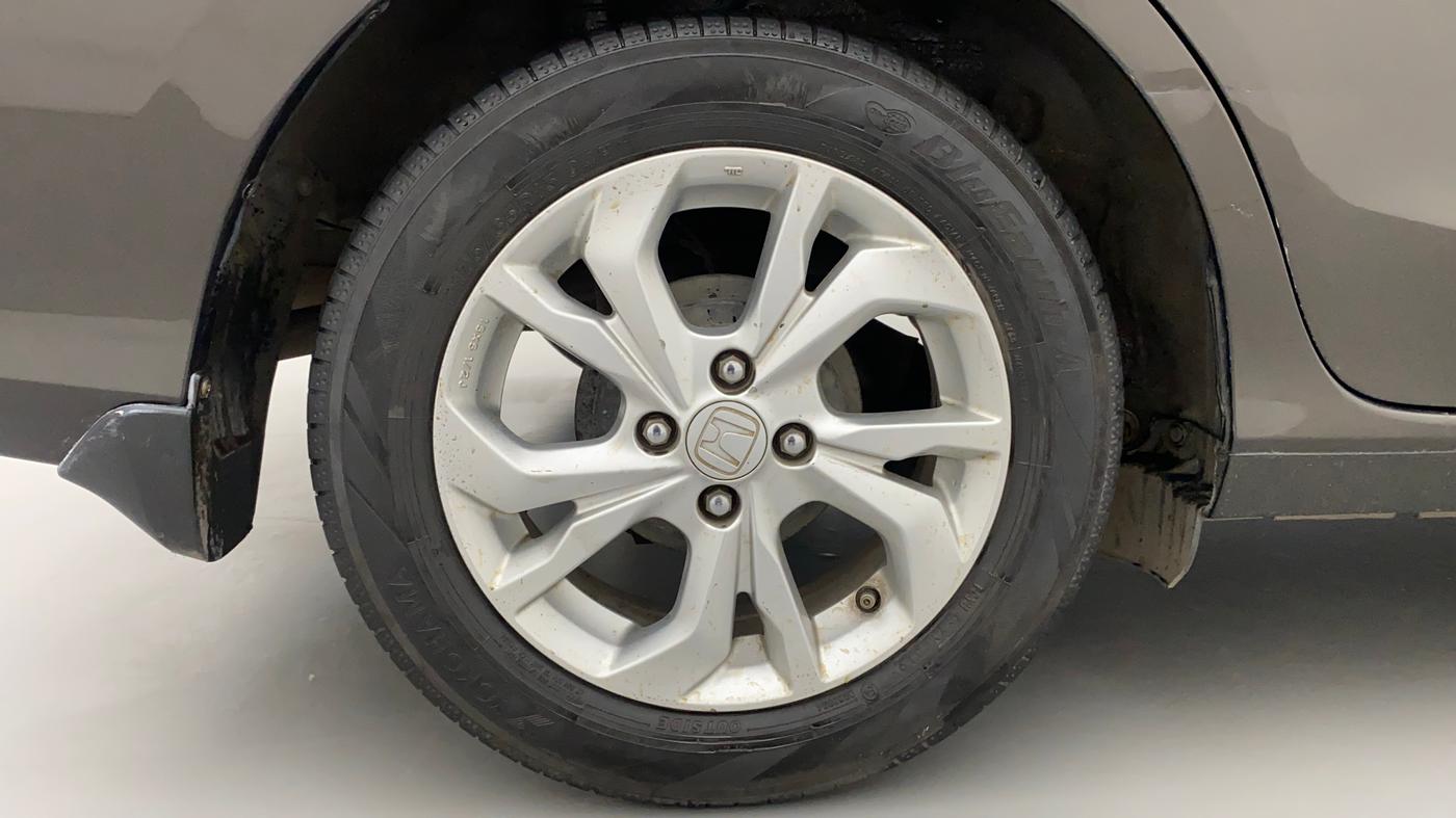 2018 Honda Amaze 1.5L I-DTEC V CVT, Diesel, Automatic, 90,687 km, Right Rear Wheel