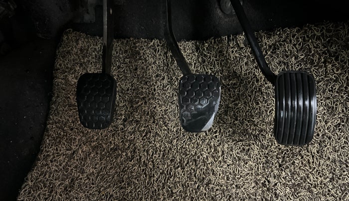 2021 Tata TIGOR XZ PLUS PETROL, Petrol, Manual, 97,145 km, Pedals