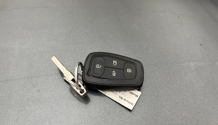 2021 Tata TIGOR XZ PLUS PETROL, Petrol, Manual, 97,145 km, Key Close Up