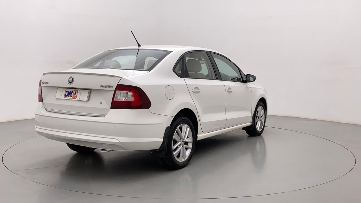 2017 Skoda Rapid STYLE 1.5 TDI AT, Diesel, Automatic, 63,272 km, Right Back Diagonal