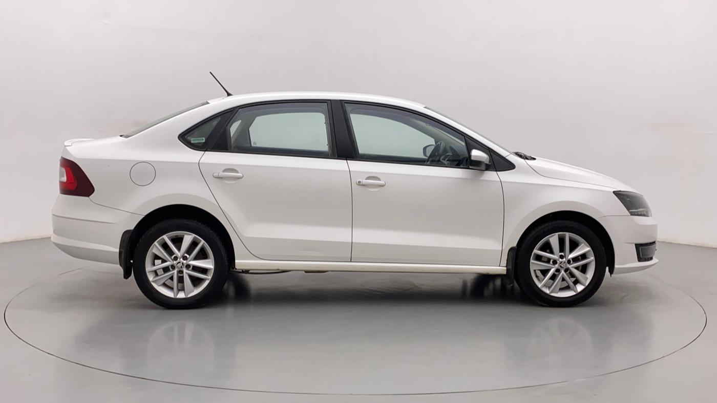 2017 Skoda Rapid STYLE 1.5 TDI AT, Diesel, Automatic, 63,272 km, Right Side View