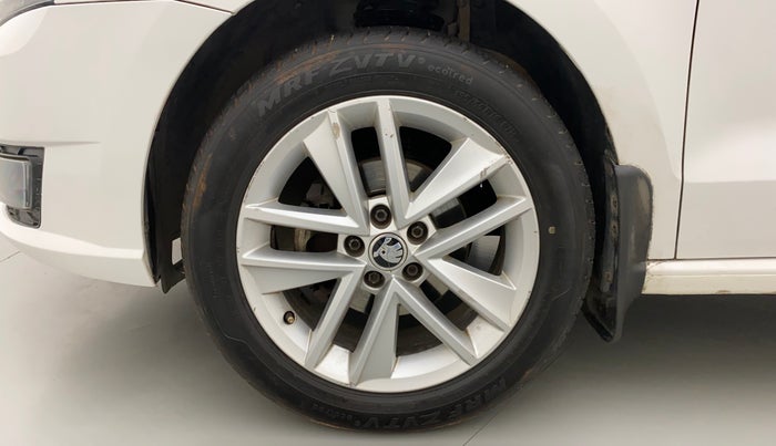 2017 Skoda Rapid STYLE 1.5 TDI AT, Diesel, Automatic, 63,272 km, Left Front Wheel