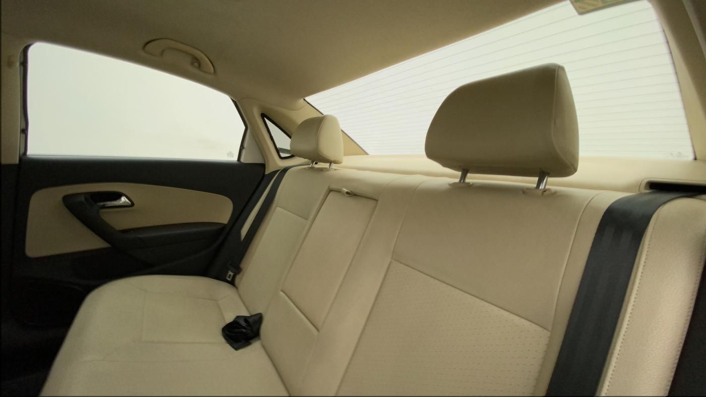 2017 Skoda Rapid STYLE 1.5 TDI AT, Diesel, Automatic, 63,272 km, Right Side Rear Door Cabin