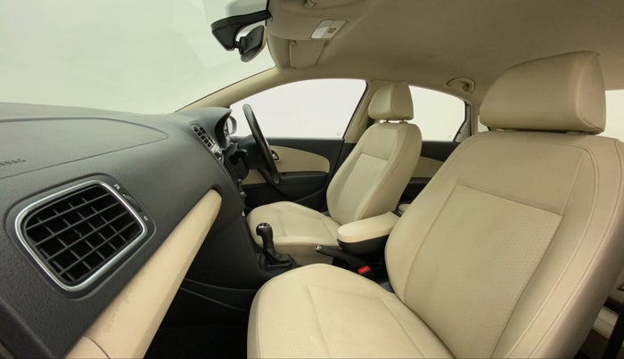 2017 Skoda Rapid STYLE 1.5 TDI AT, Diesel, Automatic, 63,272 km, Right Side Front Door Cabin