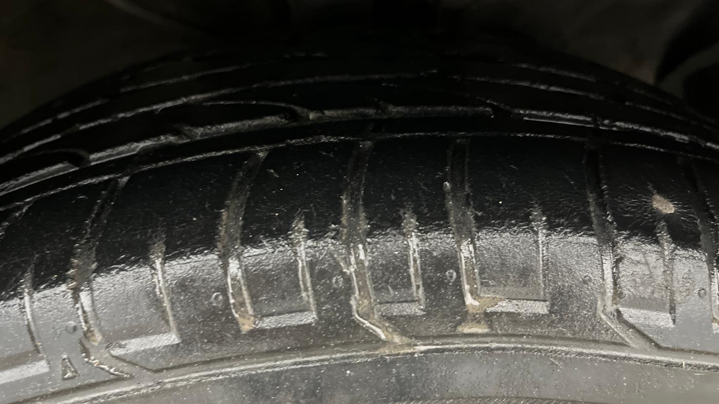 2017 Hyundai Creta SX PLUS 1.6 PETROL, Petrol, Manual, 60,821 km, Right Front Tyre Tread