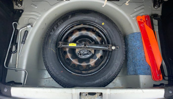 2016 Toyota Etios Liva D 4D VD, Diesel, Manual, 74,235 km, Spare Tyre