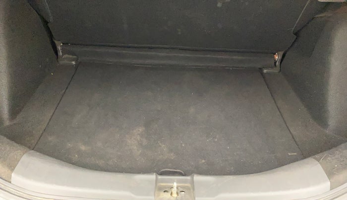 2017 Honda WR-V 1.5L I-DTEC VX MT, Diesel, Manual, 57,974 km, Boot Inside