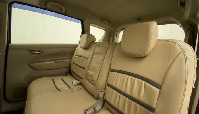 2013 Maruti Ertiga ZDI, Diesel, Manual, 61,948 km, Right Side Rear Door Cabin