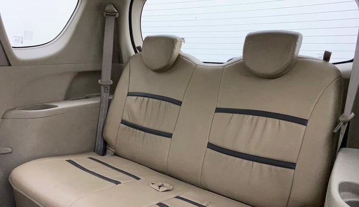 2013 Maruti Ertiga ZDI, Diesel, Manual, 61,948 km, Third Seat Row ( optional )
