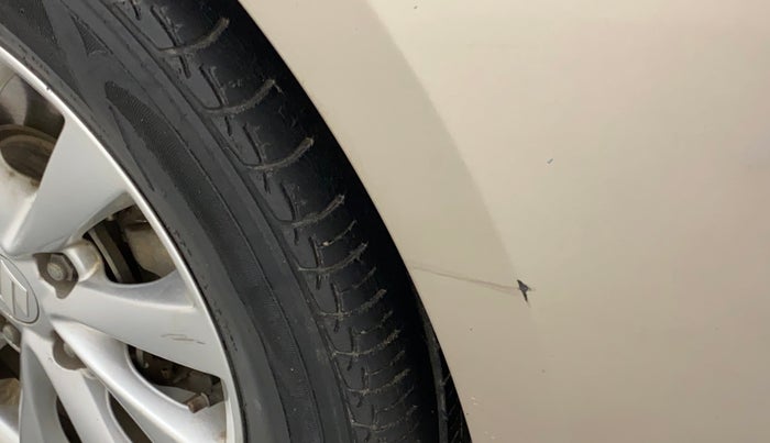 2013 Maruti Ertiga ZDI, Diesel, Manual, 61,948 km, Front bumper - Minor scratches