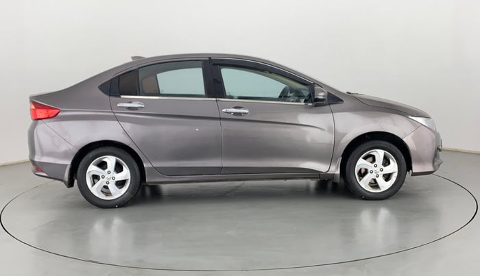 2016 Honda City V MT PETROL, CNG, Manual, 88,187 km, Right Side View