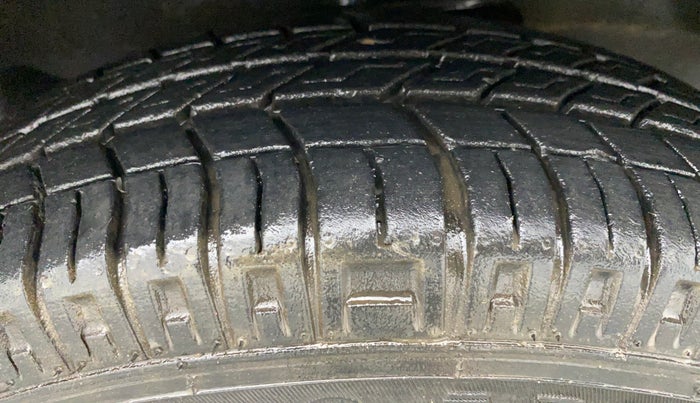 2020 Maruti Eeco TOUR V 5 SEATER CNG, CNG, Manual, 9,193 km, Right Front Tyre Tread