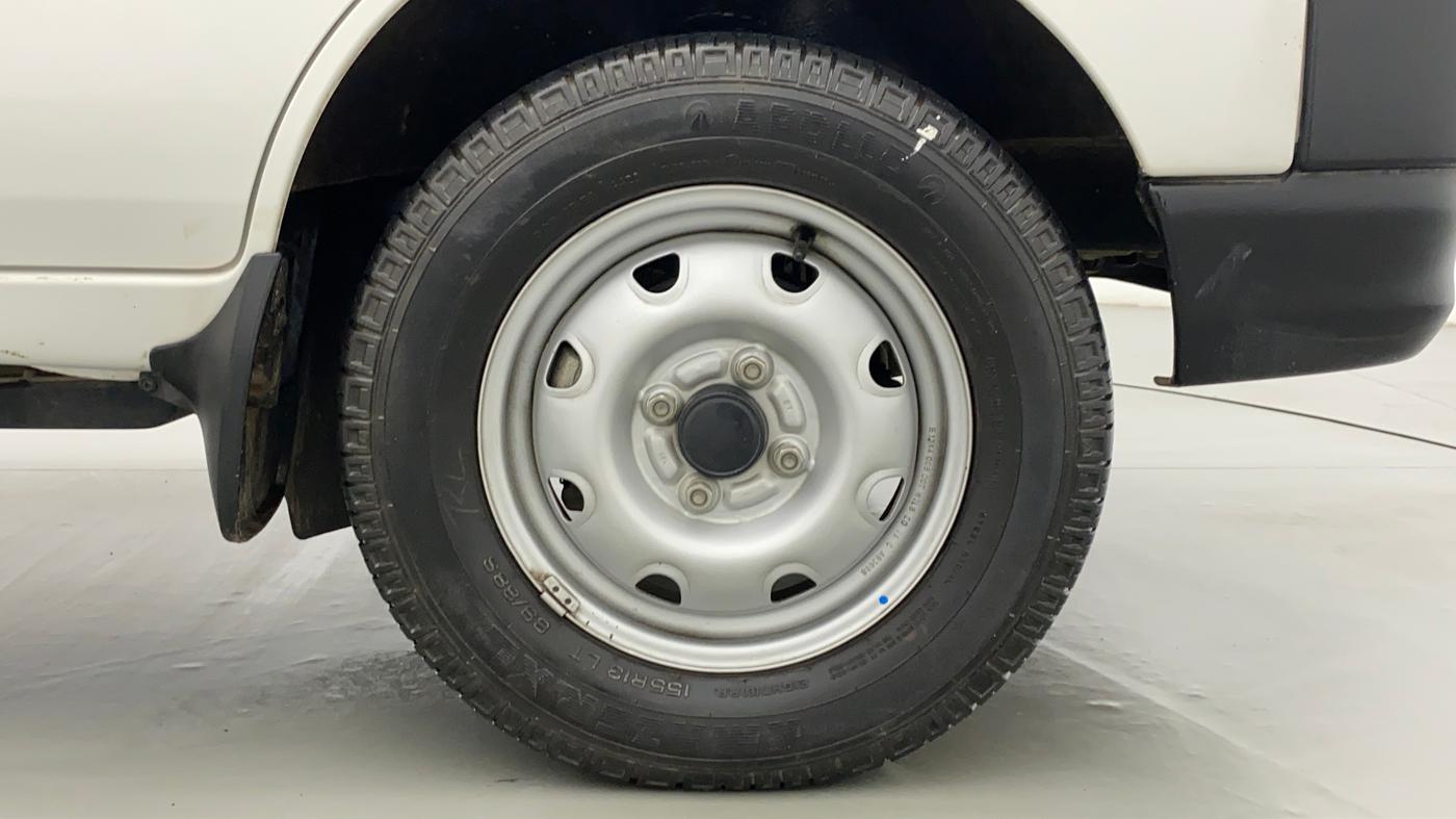 2020 Maruti Eeco TOUR V 5 SEATER CNG, CNG, Manual, 9,193 km, Right Front Wheel